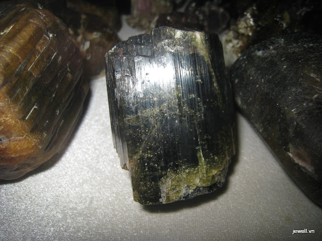 tuocmalin