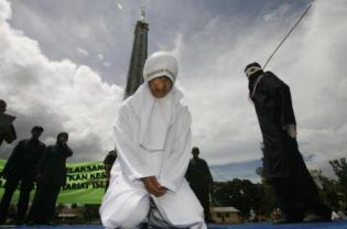 [3 10 2010 Aceh flogging[1].png]