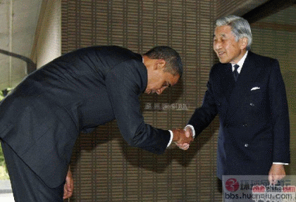 [obama.bow.Akihito.big_pic (1)[3].gif]