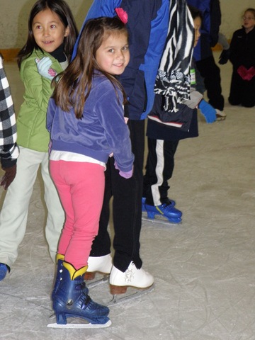 [Ice Skating 066[4].jpg]