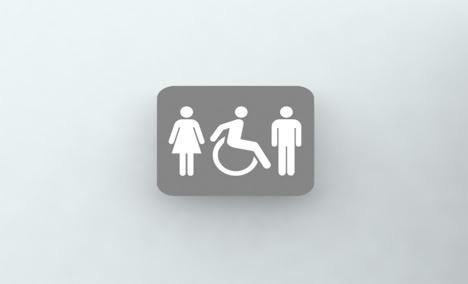 [discriminação positiva universal toilet[5].jpg]