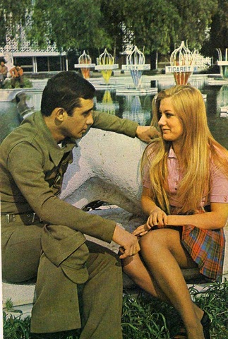 [soldier Postcard[3].jpg]