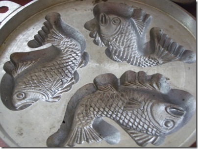 the antique fishy mold
