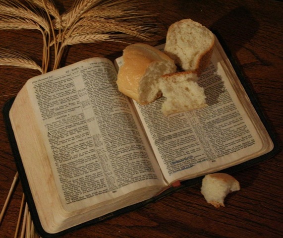 [Bible and Bread2[4].jpg]