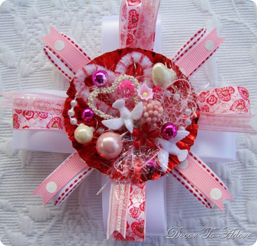 corsage 017 corsage 017