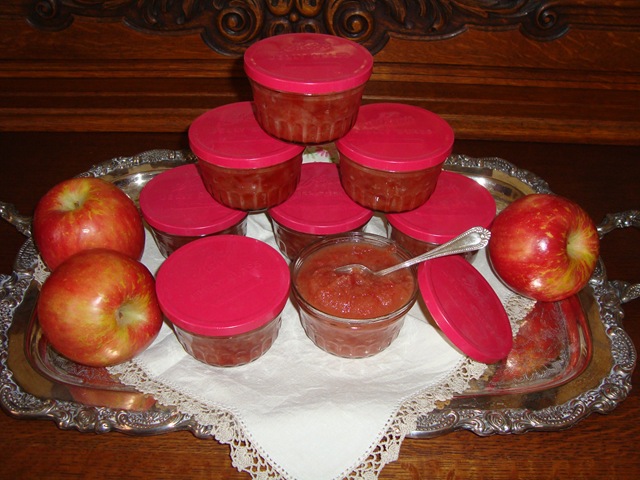 applesauceinvite 004