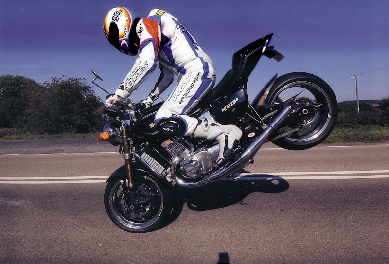Suzuki 750 GT K5 K5%20Kettle%20stoppie