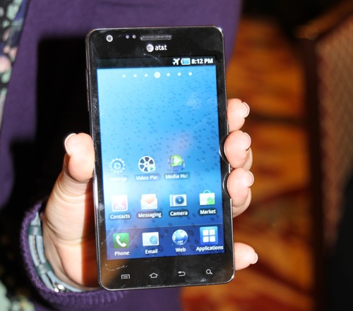 [samsunginfuse4g[3].jpg]