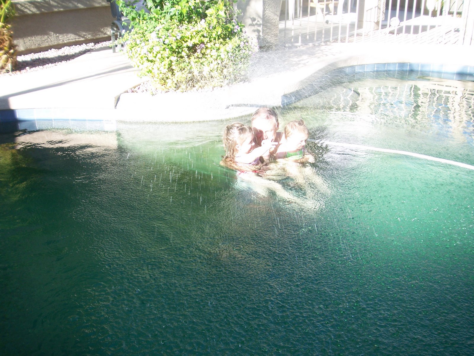 [100_2297.JPG]