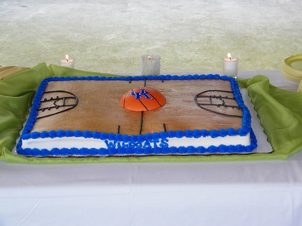 groom cake