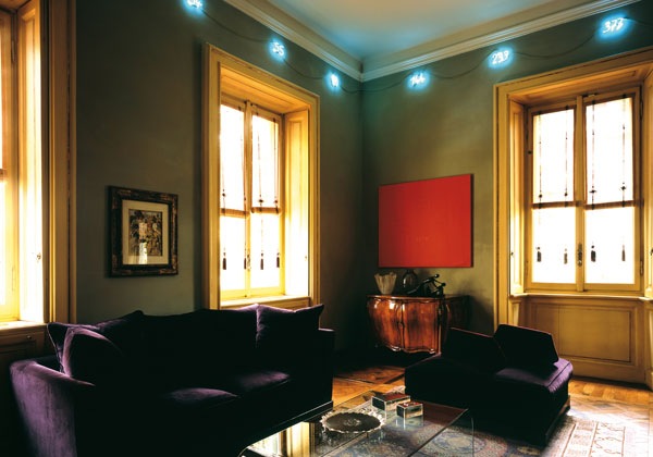 [10_b_interior3.jpg]