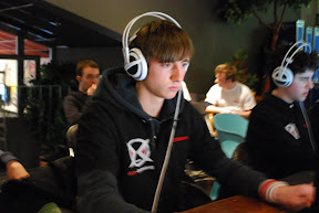Crossfire Intel Challenge - Dzie� 1