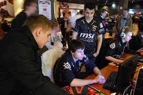 Crossfire Intel Challenge - Dzie� 3
