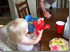 elmo 001