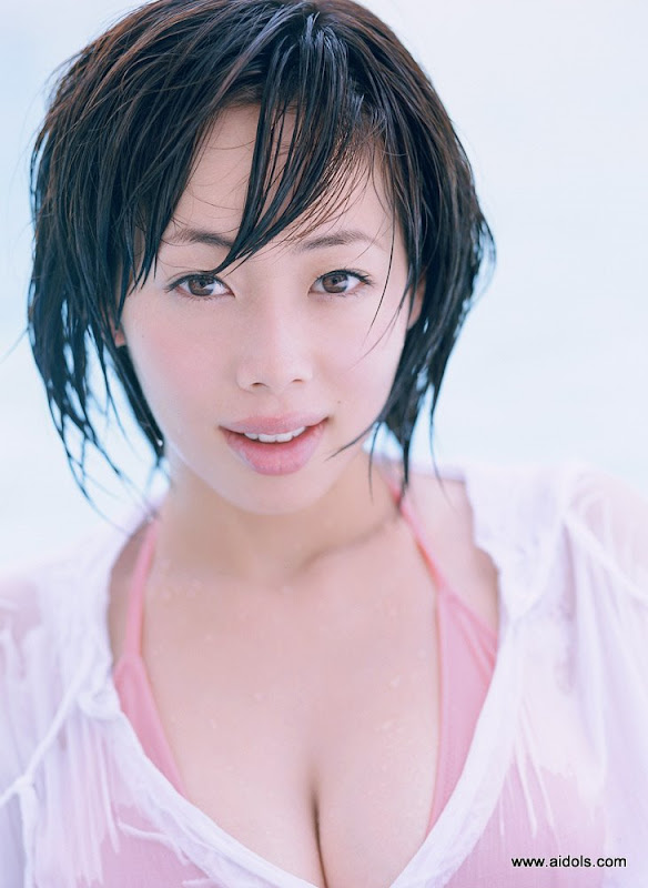 Beautiful teen asian bikini girl Waka Inoue