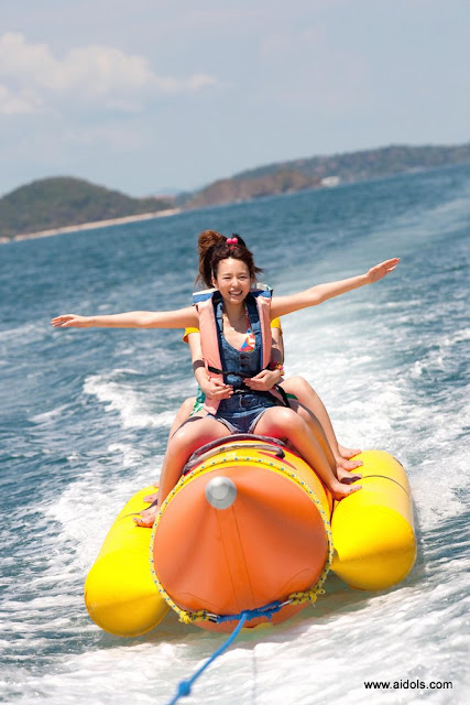 [Wanibooks] No.60 Aya Hirano Gravure Collection (2/54) (2/54)