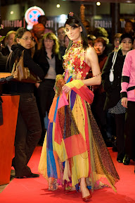 D&eacute;fil&eacute; de robe du cr&eacute;ateur Nicolas Fafiote pour l'ouverture du festival "D'un monde &agrave; l'autre"....