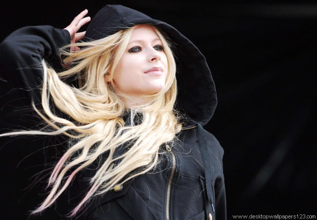 [avril_lavigne[2].jpg]