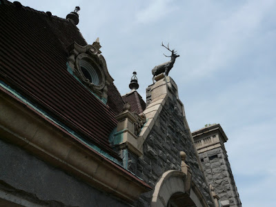 Naturally, people being what they are, the proper authorities decided to restore the castle and complete the project. It’s exactly what George Boldt would have wanted, only the complete opposite. Taking a walk around was incredibly weird. I’d haunt the fucking place if I were him.