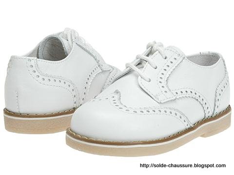 Solde chaussure:MO555704
