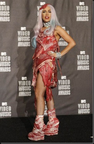 Lady-Gaga-Meat-Dress-Outfit-at-VMA-20101