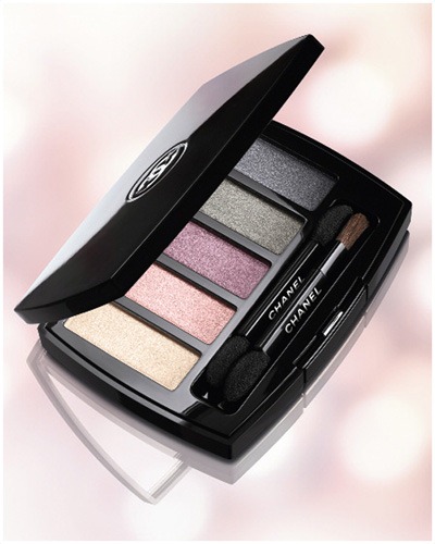 [Chanel-Spring-2011-Les-Perles-de-Chanel-eyeshadow-palette[2].jpg]