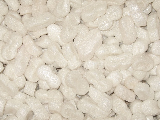 [Foam_Peanuts[7].jpg]