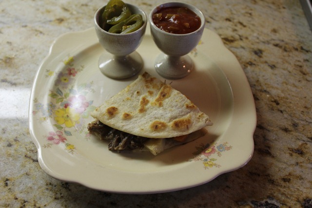 [quesadillas and egg cups[4].jpg]