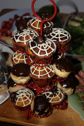 spider pumpkin spice cupcakes (Photo by Frances Wright)