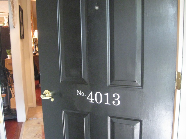 [frontdoornumbers003.jpg]