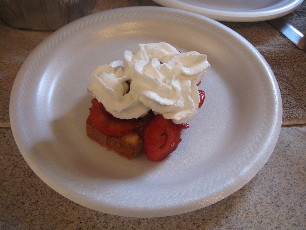 [yard and easter 2011 021[1].jpg]