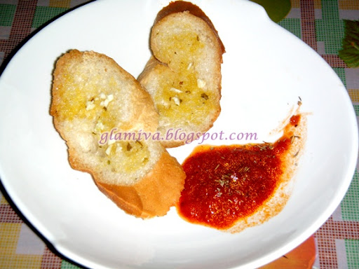 easy garlic bread recipe at home from consfood