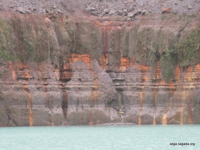 Pinatubo crater during 2009 MFPI climb