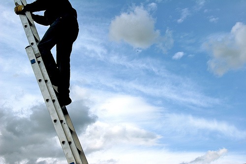 [climbladder4.jpg]