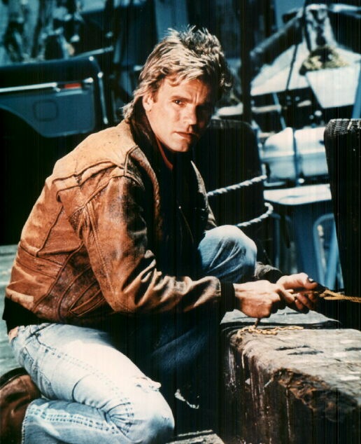[600full-macgyver-poster[5].jpg]