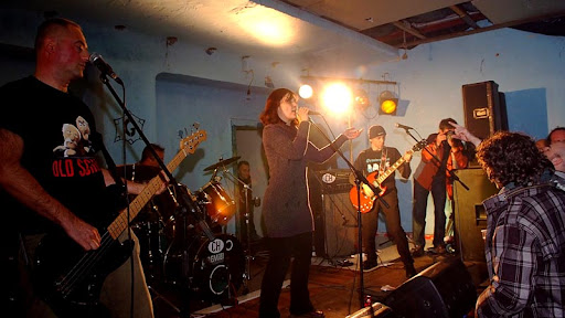 mala scena, karlovac, hrvatski dom, koncert