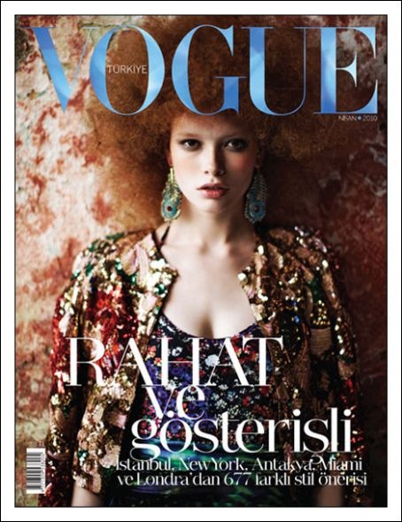 [Julia Hafstrom Vogue Magazine Cover Turkey[2].jpg]