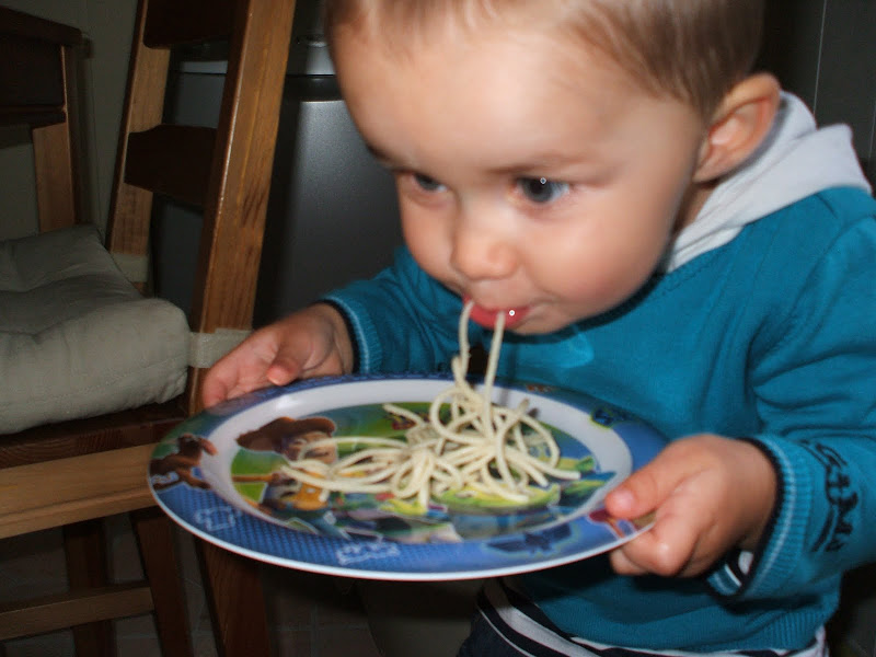 Blog de enzo-petit-pilote : enzo bient&ocirc;t grand fr&egrave;re..., septembre 2010