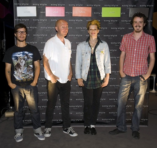 [The Cabriolets Concierto Generacion Vaio[3].jpg]