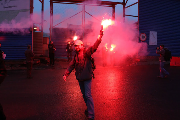 Акция нацболов у стройки "Охта-центра": двое в милиции, двоих  избили и увезли в неизвестном направлении (фото, видео)