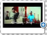 Santhanam Comedy from Modhi Vilaiyadu