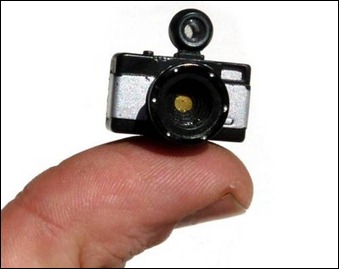predstavlyaem-kroshechnyj-fotoapparat-pod-nazvaniem-lomo-camera-001