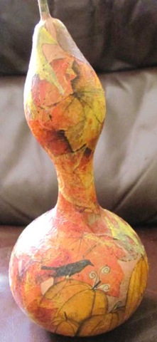 [gourd tall front with bird.pumpkin1[3].jpg]