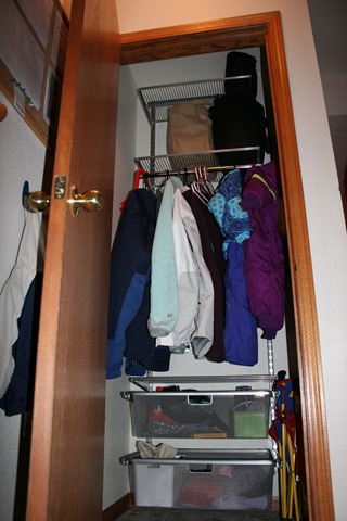 [2011-01-19 Coat Closet (4)[4].jpg]