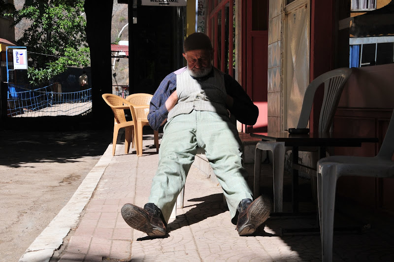 Их быт и их нравы: повседневная жизнь в фотографиях