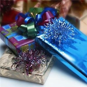 [christmas-gifts[5].jpg]