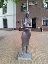 Statue Woman