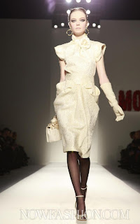 moschino3.jpg