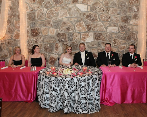 This bride chose to use a completely different tablecloth pattern to call