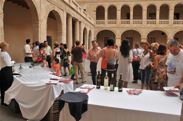 [Fotos Expo El vinyet inauguració 028[4].jpg]